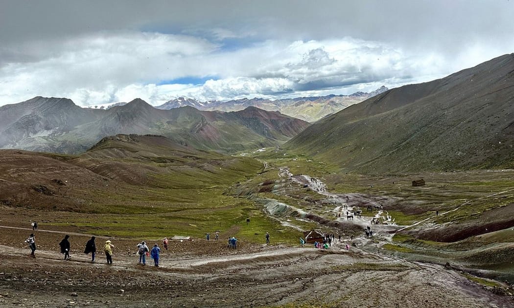 Caminata a la Montaña de 7 Colores